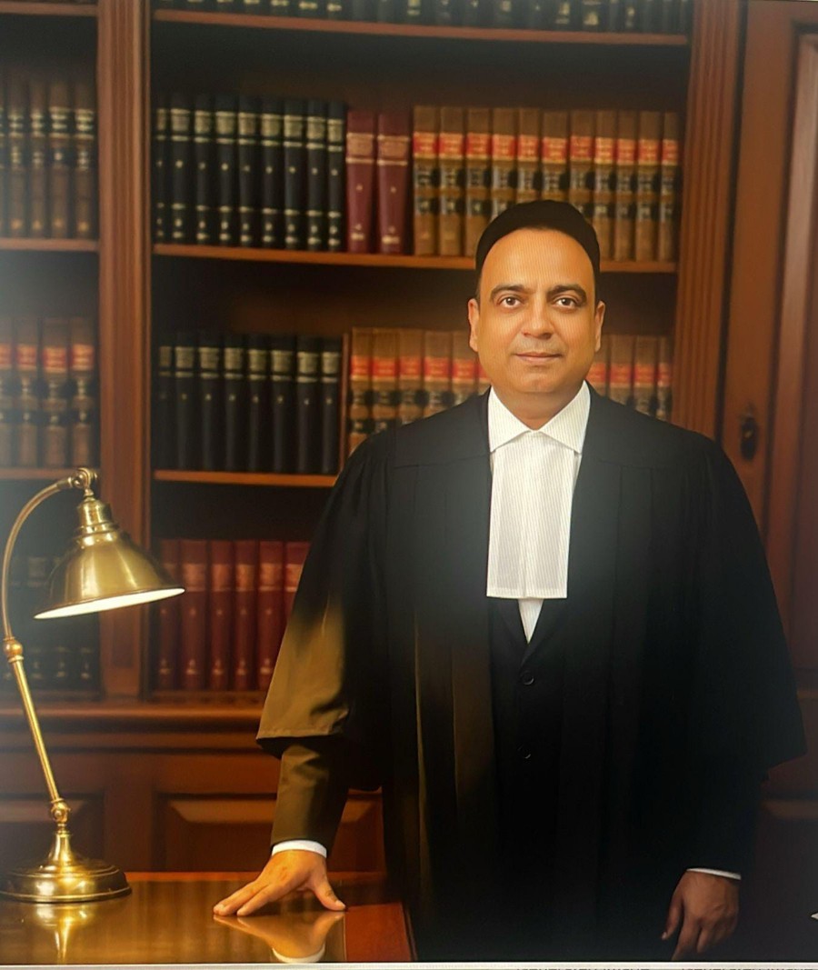 Advocate Manoj Sharma